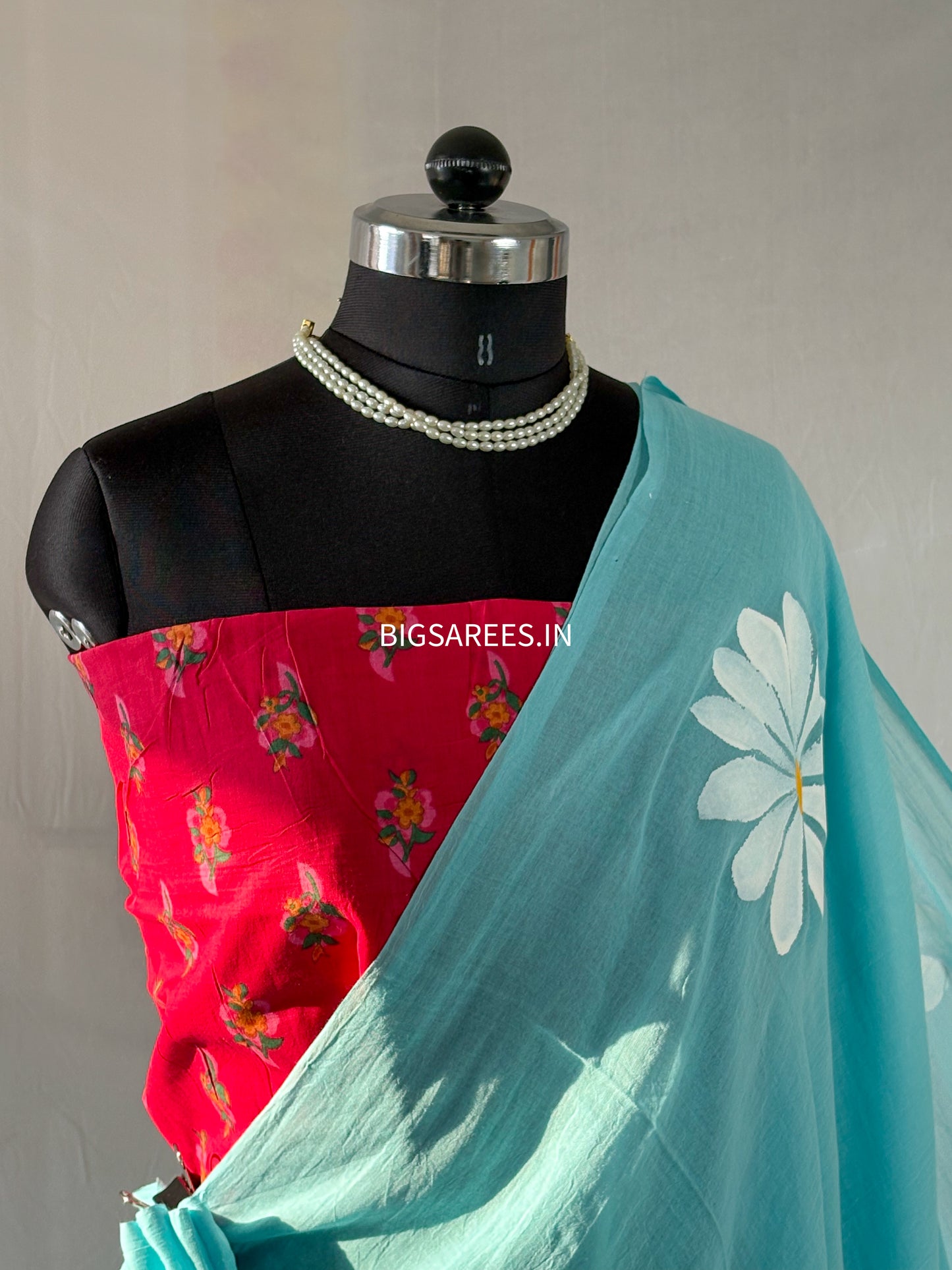 Hand Painted Mul Cotton Saree with Blouse | Sky Blue