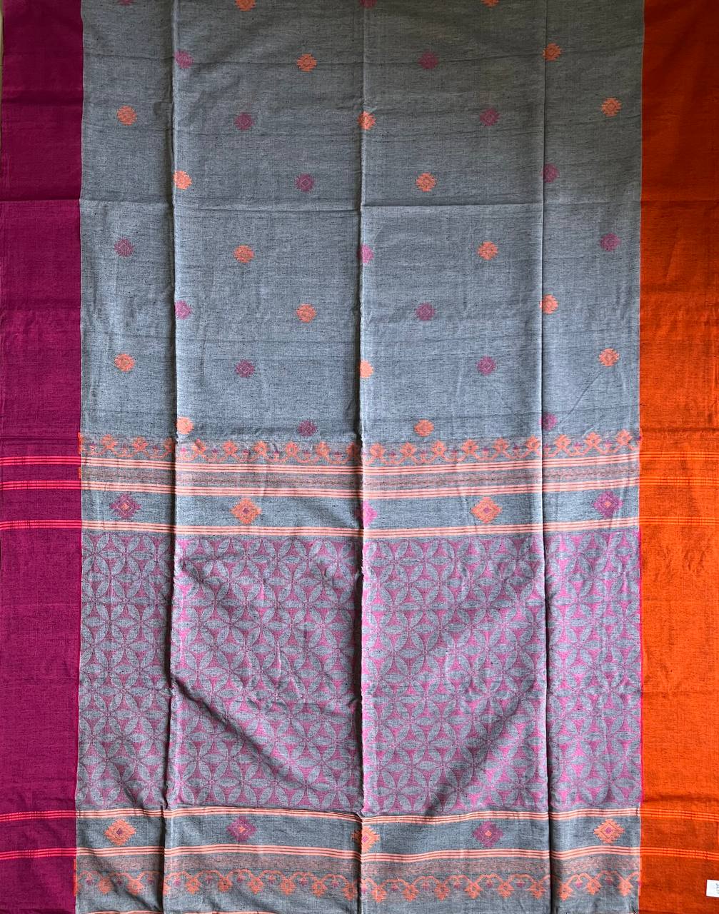 Handspun Mercerized Cotton Saree (Handloom Marked) – Grey