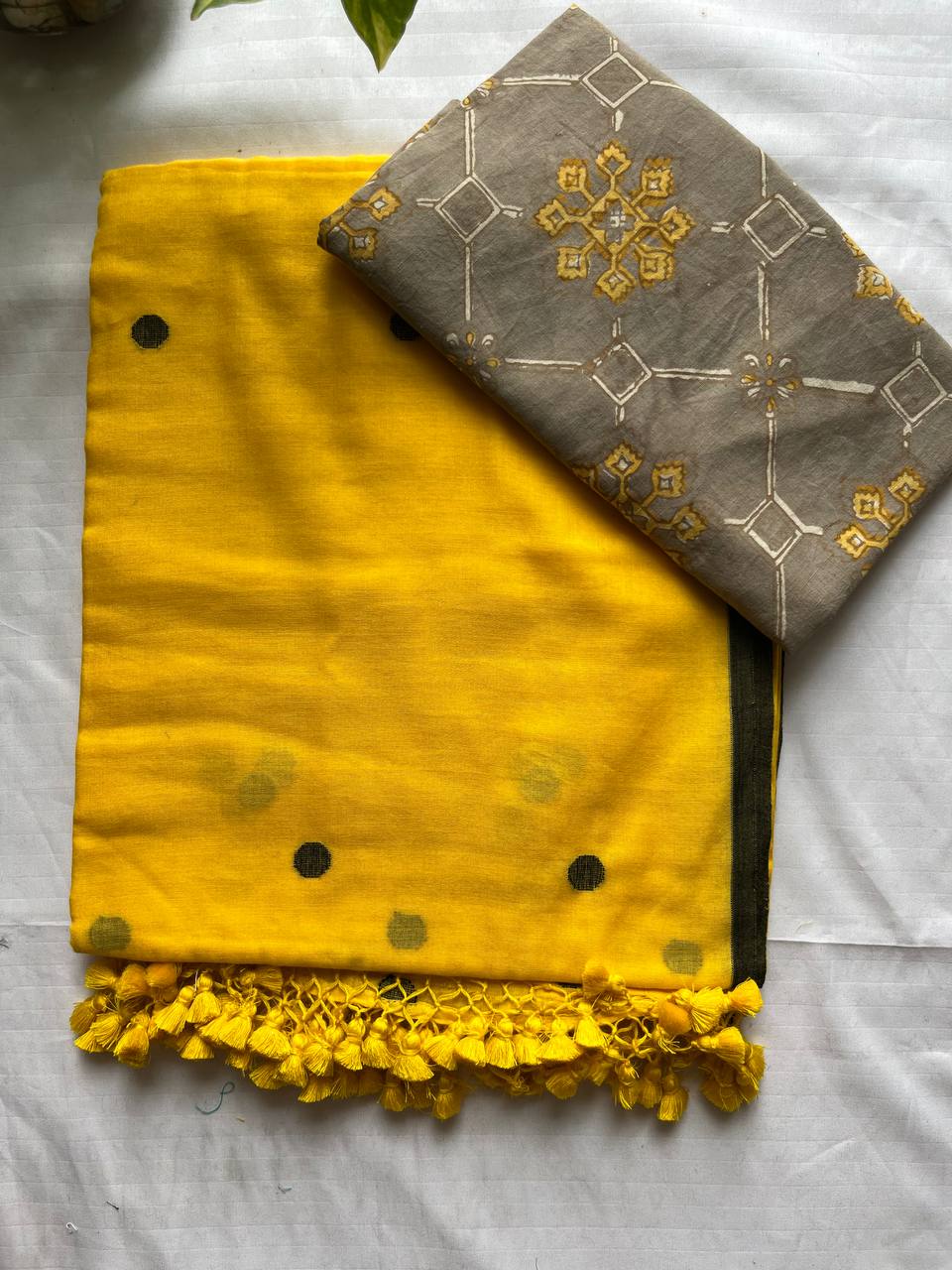 120 Count Mul Cotton Jamdani Butta Saree- Yellow