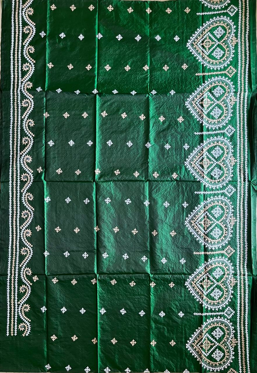 Bottle Green Kutch Hand Embroidered Pure Banglore Silk Saree – (Silk Marked)