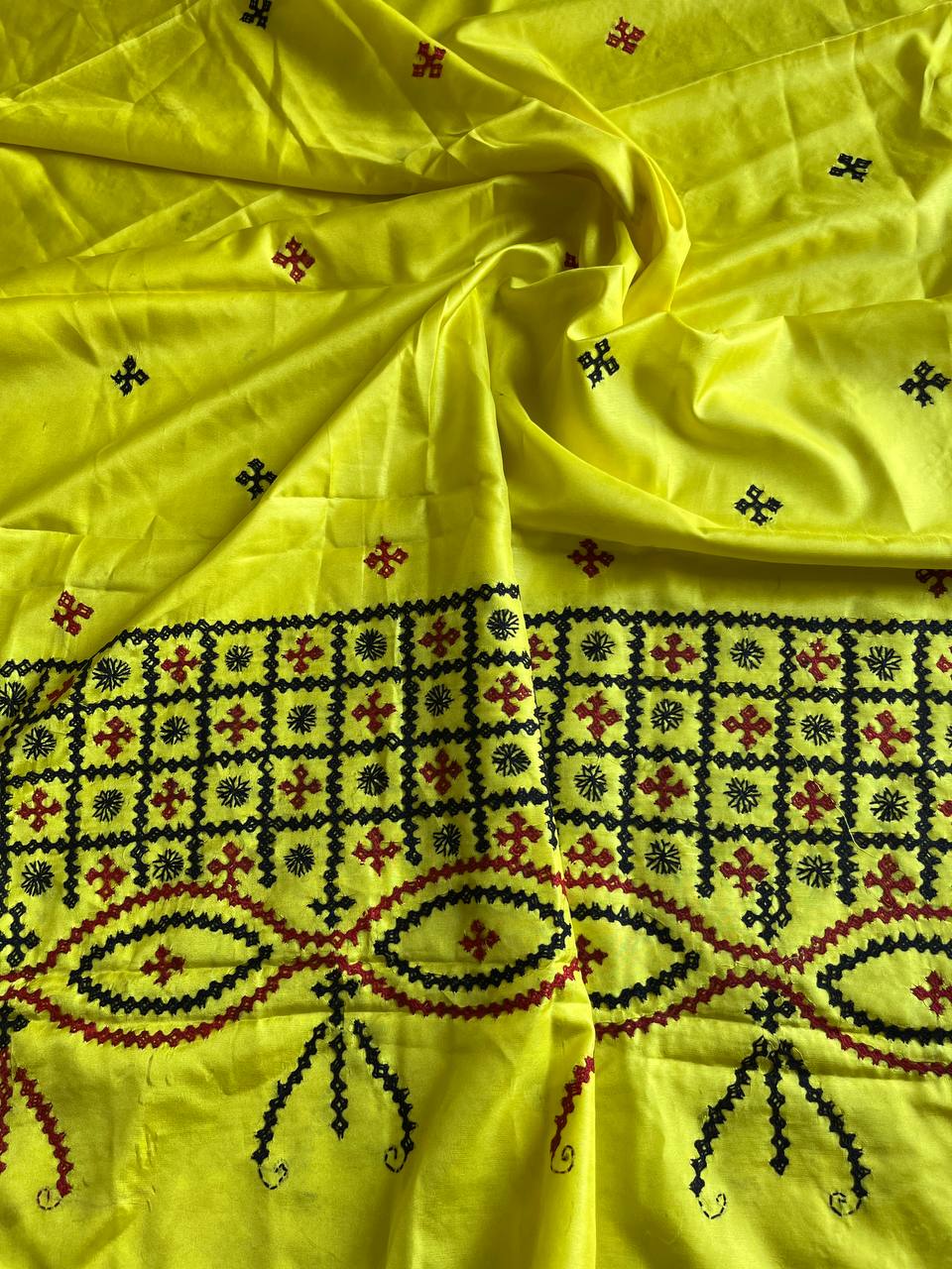 Kutch Hand Embroidered Blended Banglore Silk Dupatta Yellow