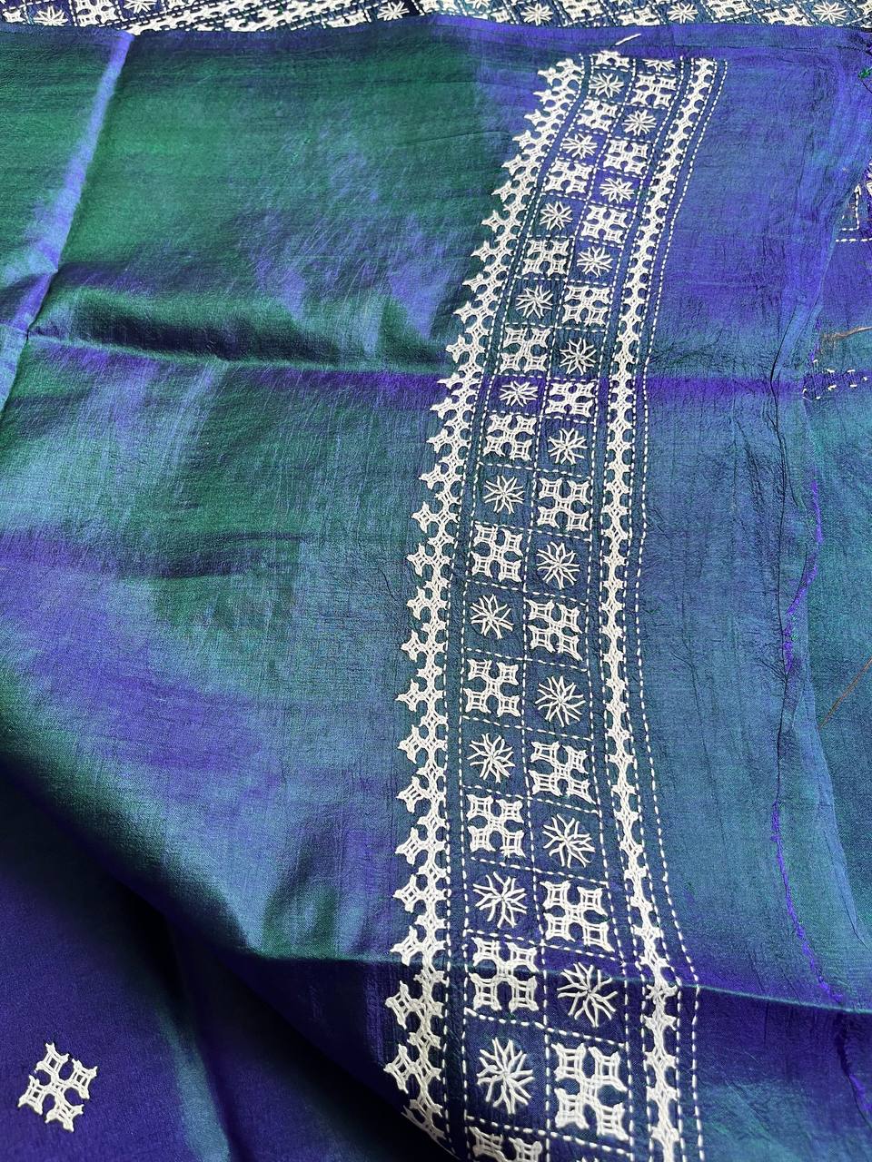 Royal Blue Kutch Hand Embroidered Pure Banglore Silk Saree – (Silk Marked)