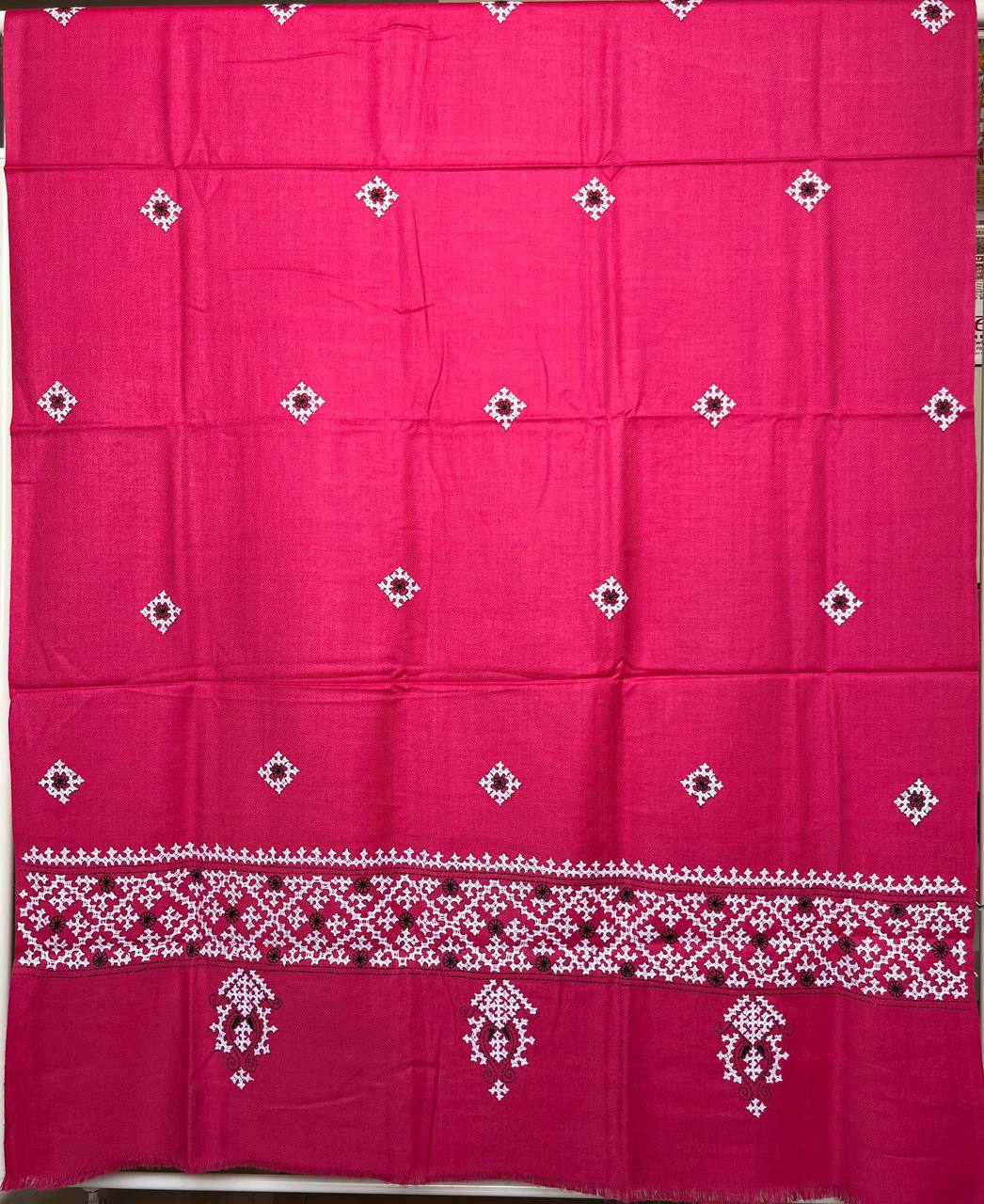 Gujrati Stitch Hand Embroidered Woollen Warm Shawl (Pink)