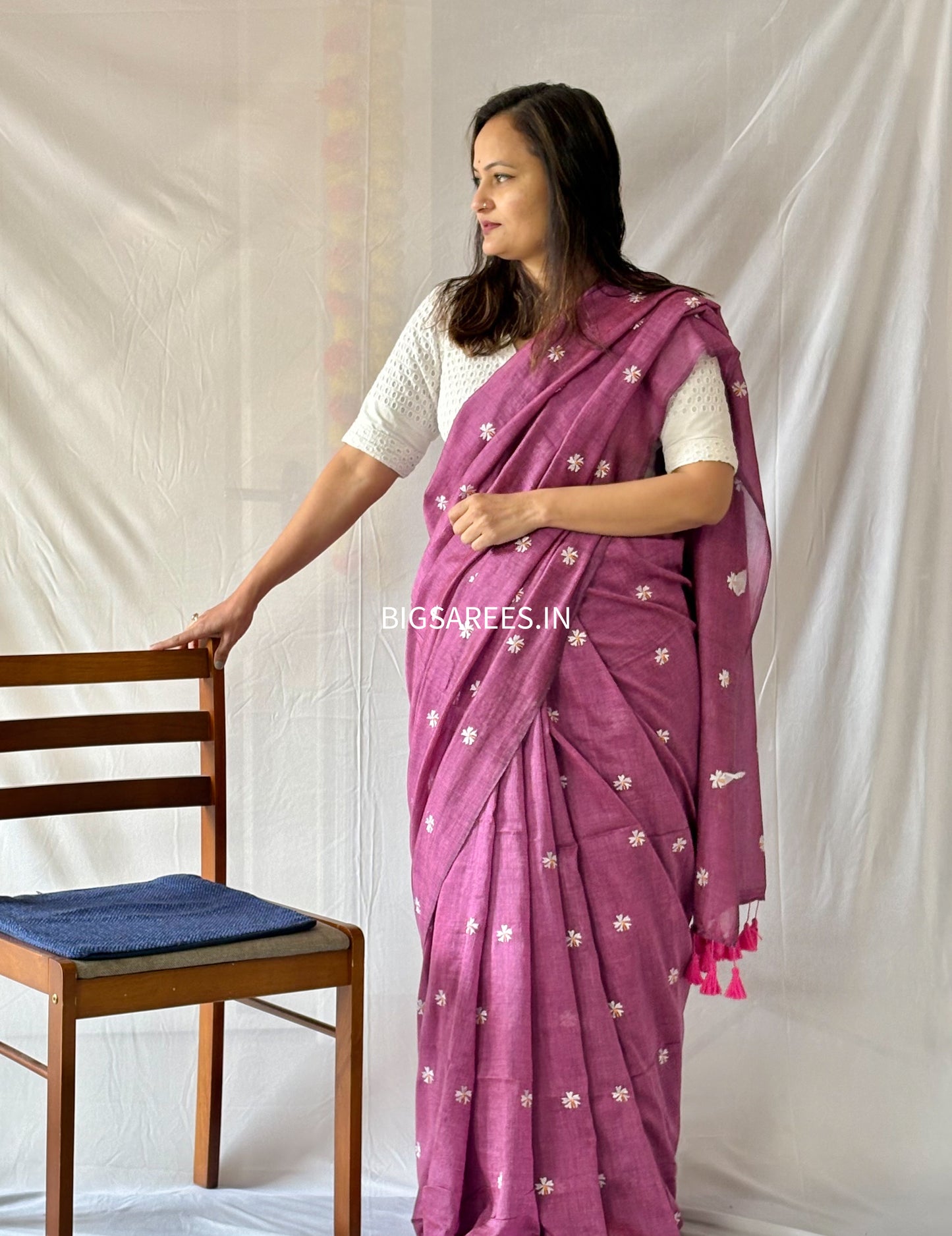 Night Jasmine Motif Saree With Blouse | Acrylic Cotton Blend | Tulip Pink