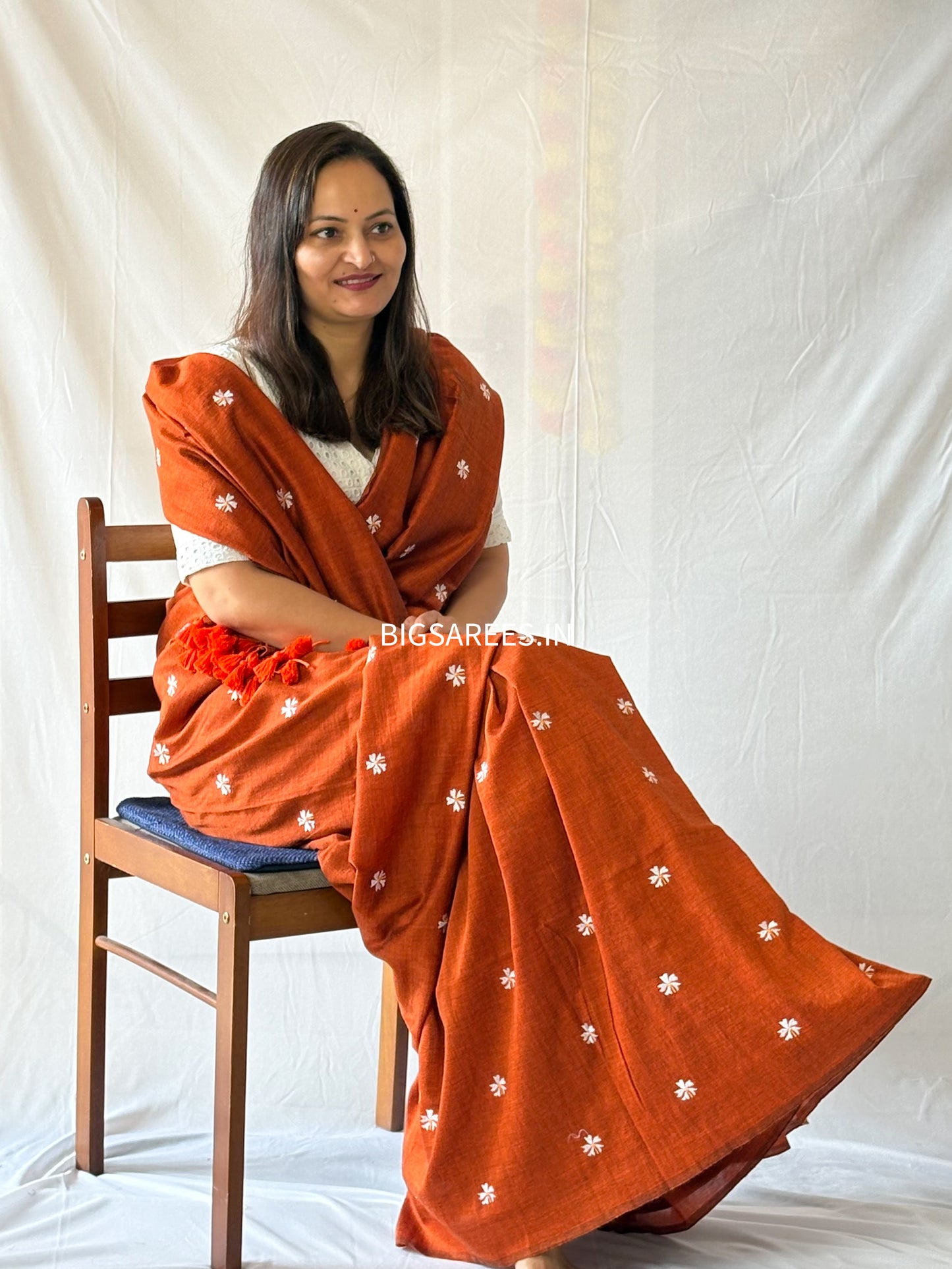 Night Jasmine Motif Saree With Blouse | Acrylic Cotton Blend | Orange