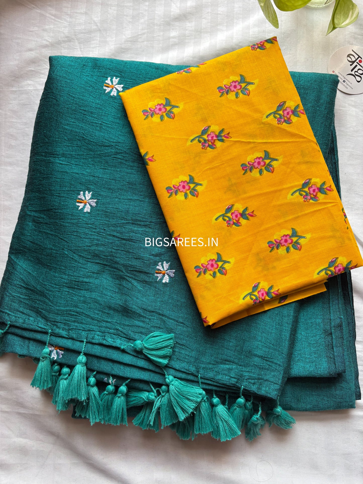 Night Jasmine Motif Saree With Blouse | Acrylic Cotton Blend | Greenish Blue