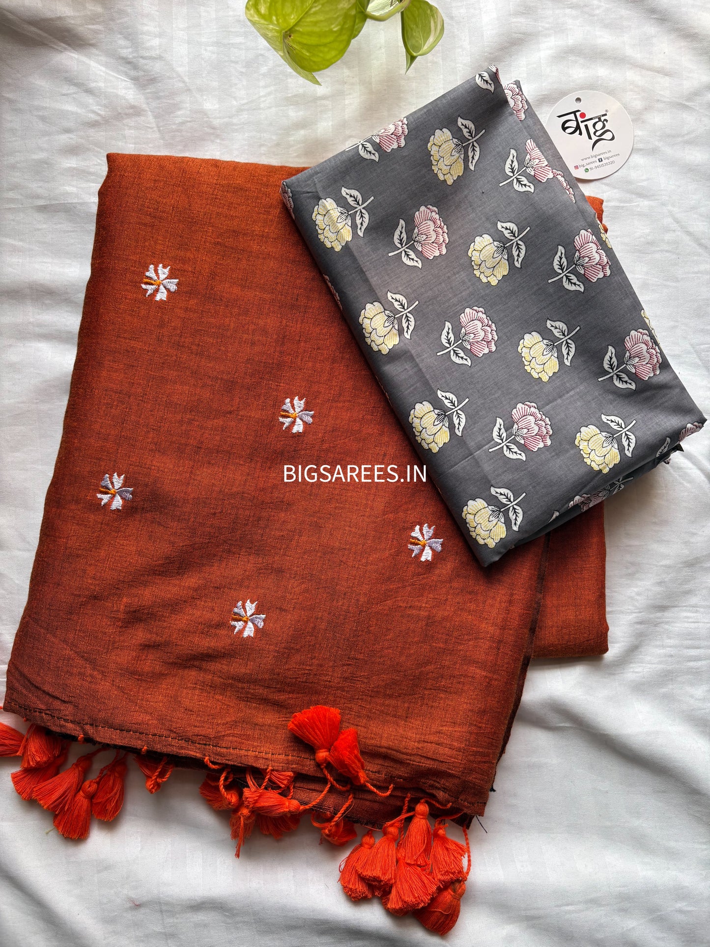 Night Jasmine Motif Saree With Blouse | Acrylic Cotton Blend | Orange