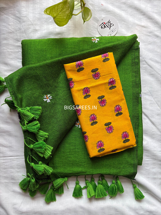 Night Jasmine Motif Saree With Blouse | Acrylic Cotton Blend | Apple Green
