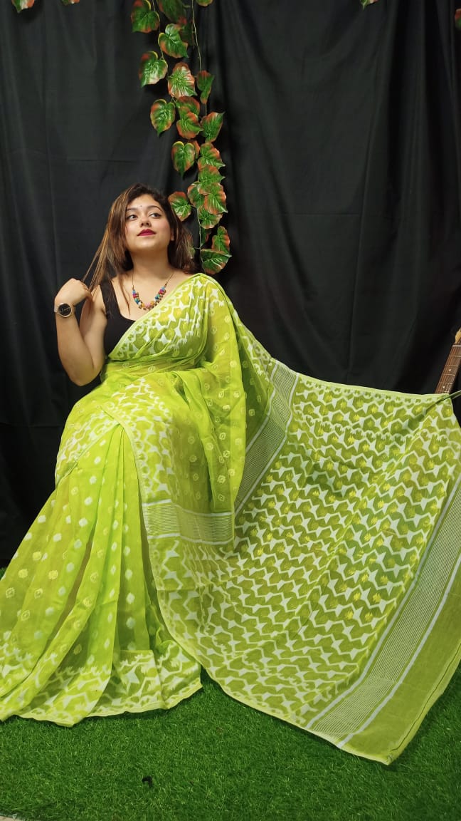 Soft Dhakai/Jamdani Saree – Light Green