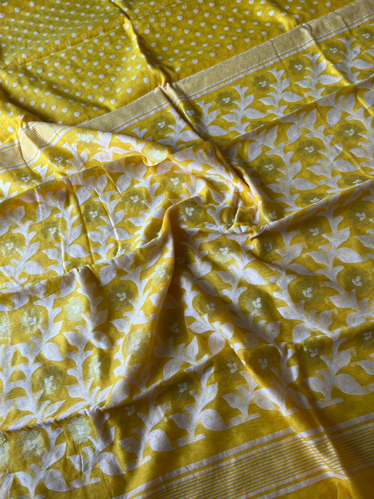 White & Yellow Dhakai/Jamdani Saree