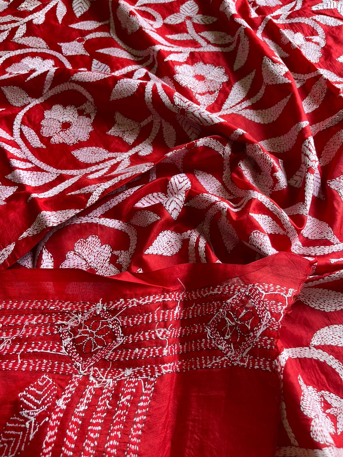 Red Kantha Stitch Hand Embroidary Full Work Pure Banglore Silk Dupatta. (With Silk Mark)