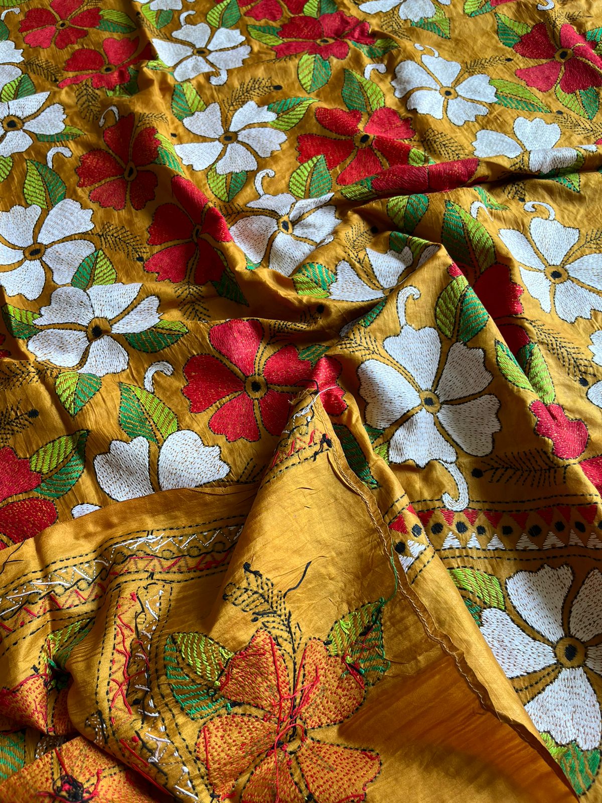 Beige Kantha Stitch Hand Embroidary Full Work Pure Banglore Silk Dupatta. (With Silk Mark)