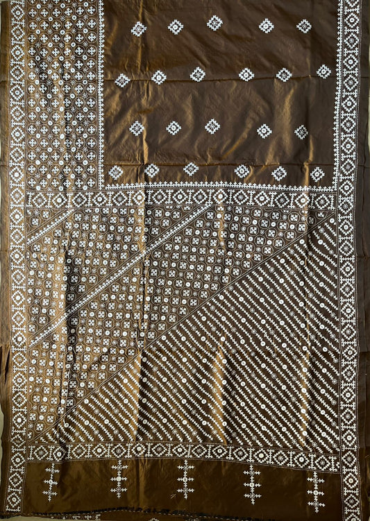 Brown Kutch Hand Embroidered Blended Banglore Silk/Art Silk Saree