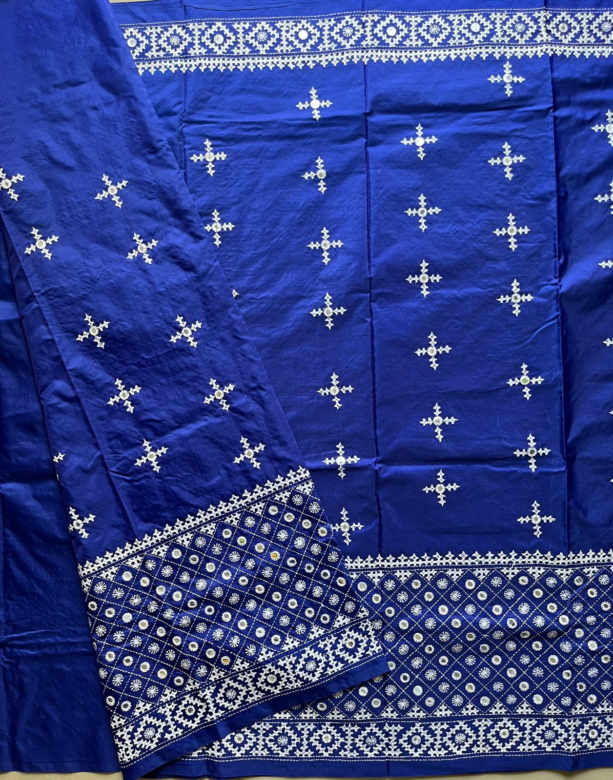 Blue Kutch Hand Embroidered Blended Banglore Silk/Art Silk Saree