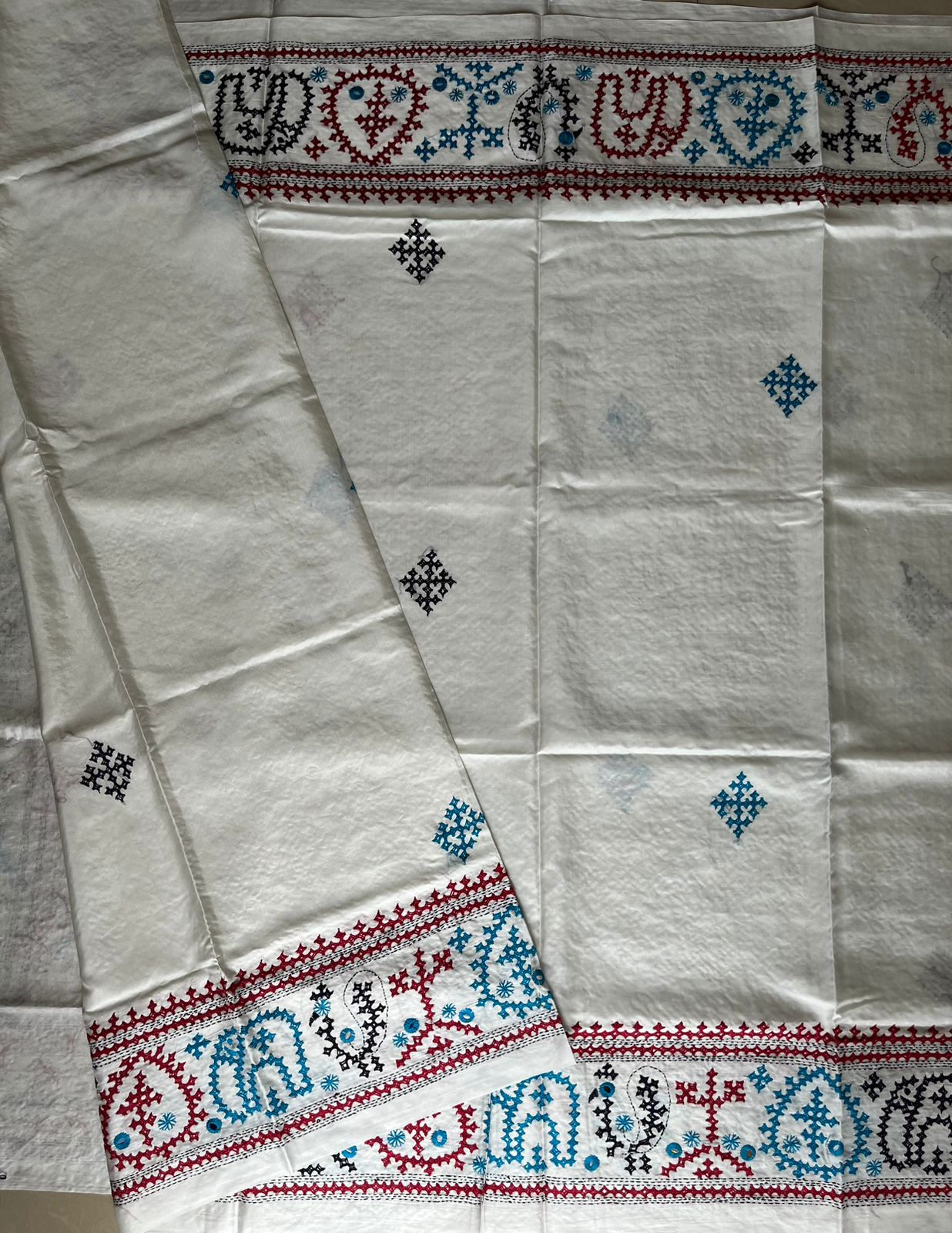 Gujrati Stitch/Kutch Hand Embroidered Art Silk Saree