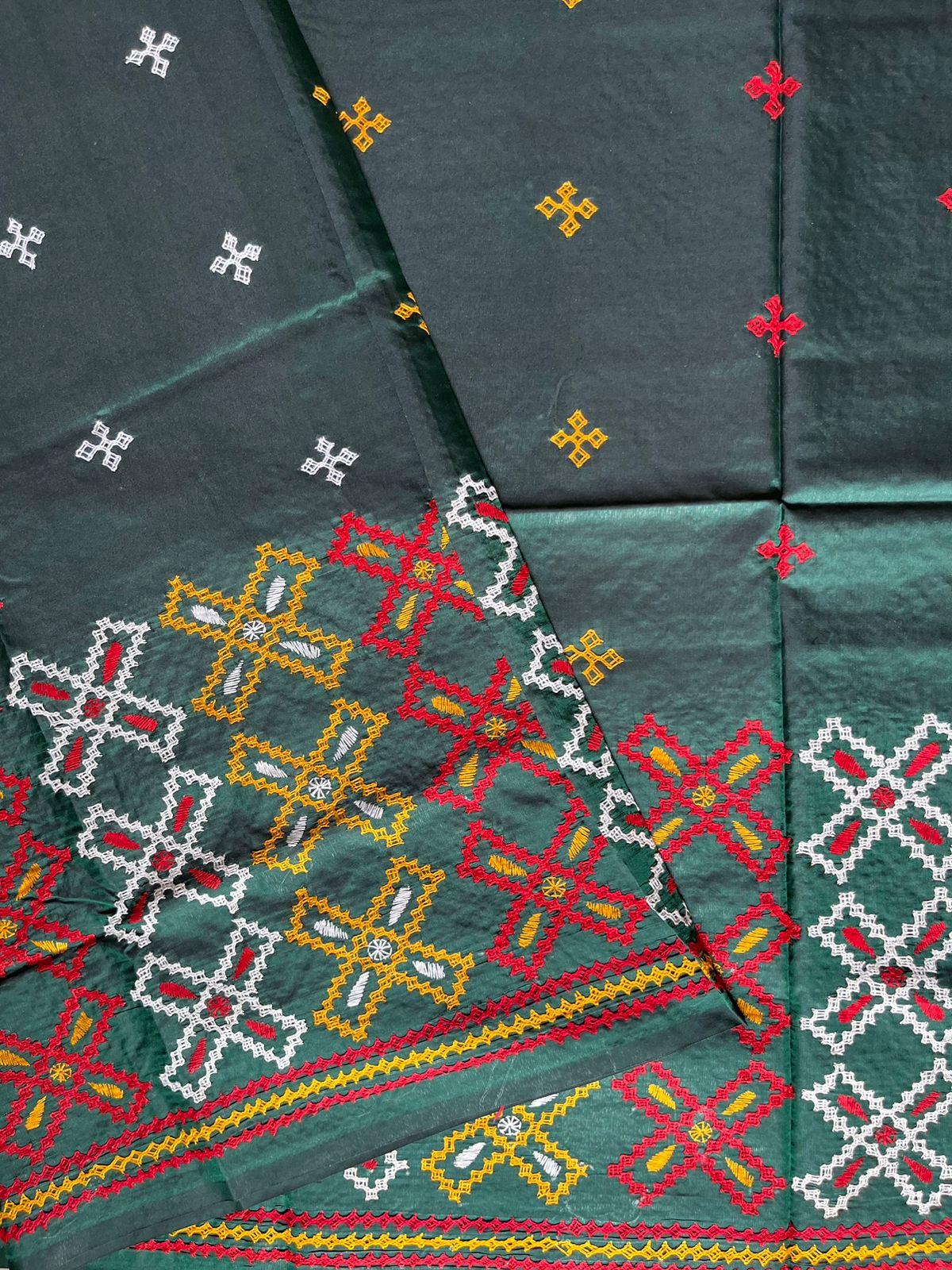 Bottle Green Gujrati Stitch/Kutch Hand Embroidered Art Silk Saree