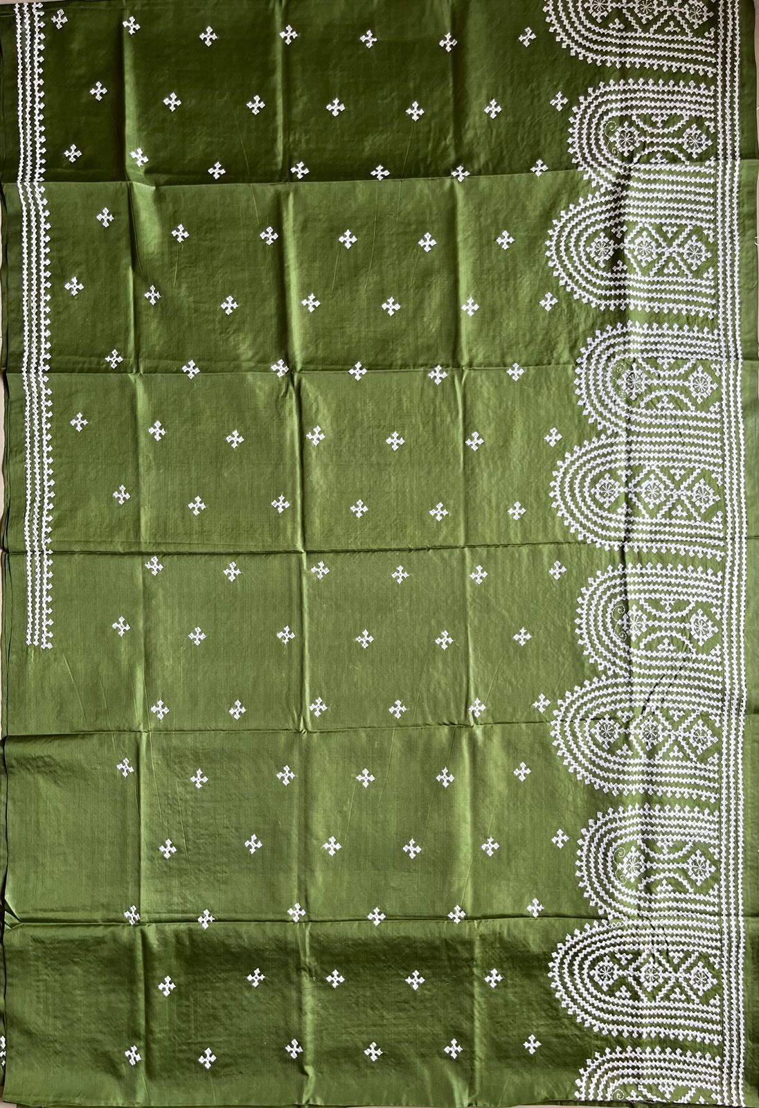 Gujrati Stitch/Kutch Hand Embroidered Art Silk Saree