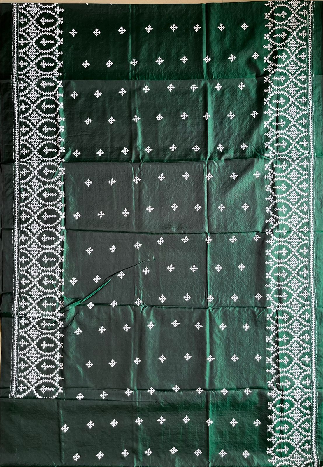 Gujrati Stitch/Kutch Hand Embroidered Art Silk Saree