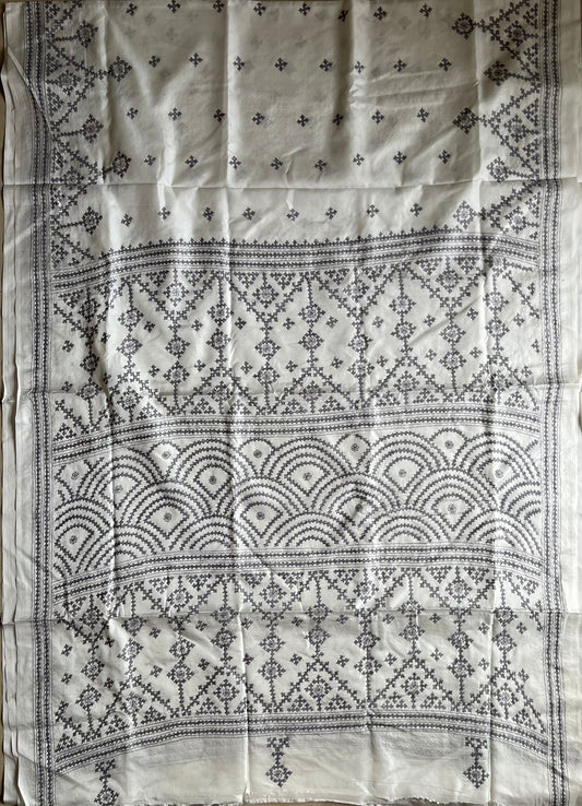 Off White Gujrati Stitch/Kutch Hand Embroidered Art Silk Saree