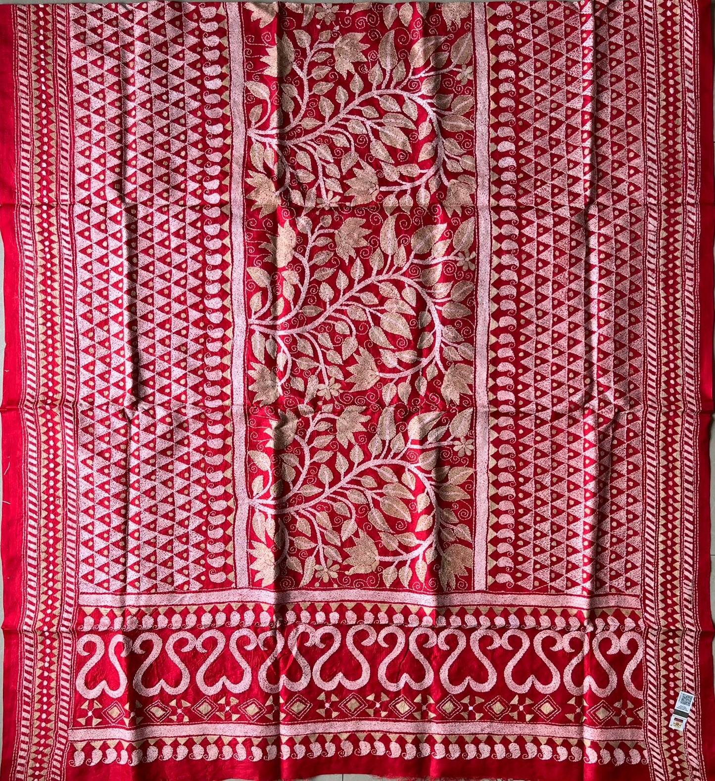 Kantha Stitch Hand Embroidary Full Work Pure Banglore Silk Dupatta.(With Silk Mark)