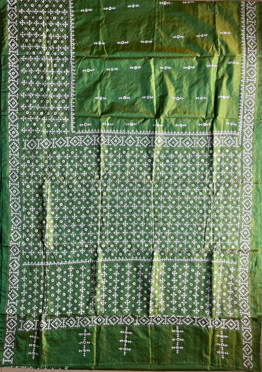 Green Kutch Hand Embroidered Blended Banglore Silk/Art Silk Saree