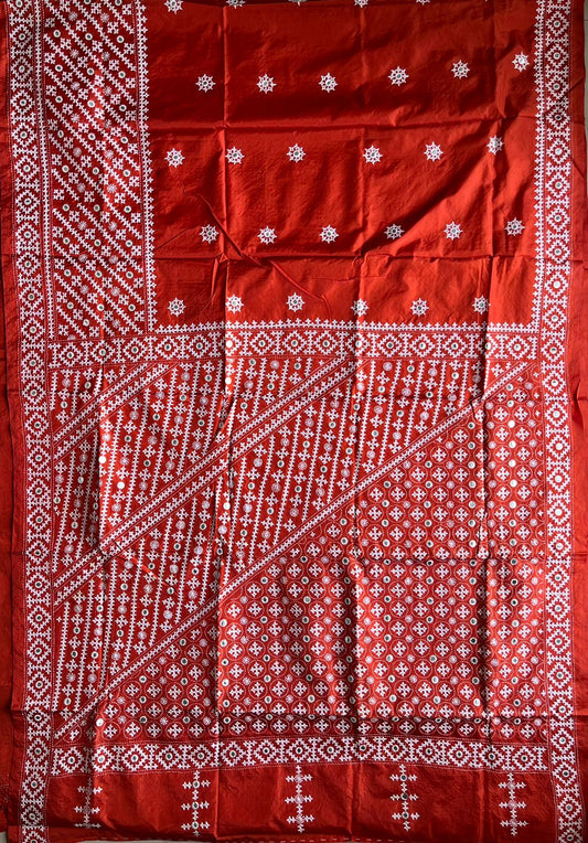 Kutch Hand Embroidered Blended Banglore Silk/Art Silk Saree