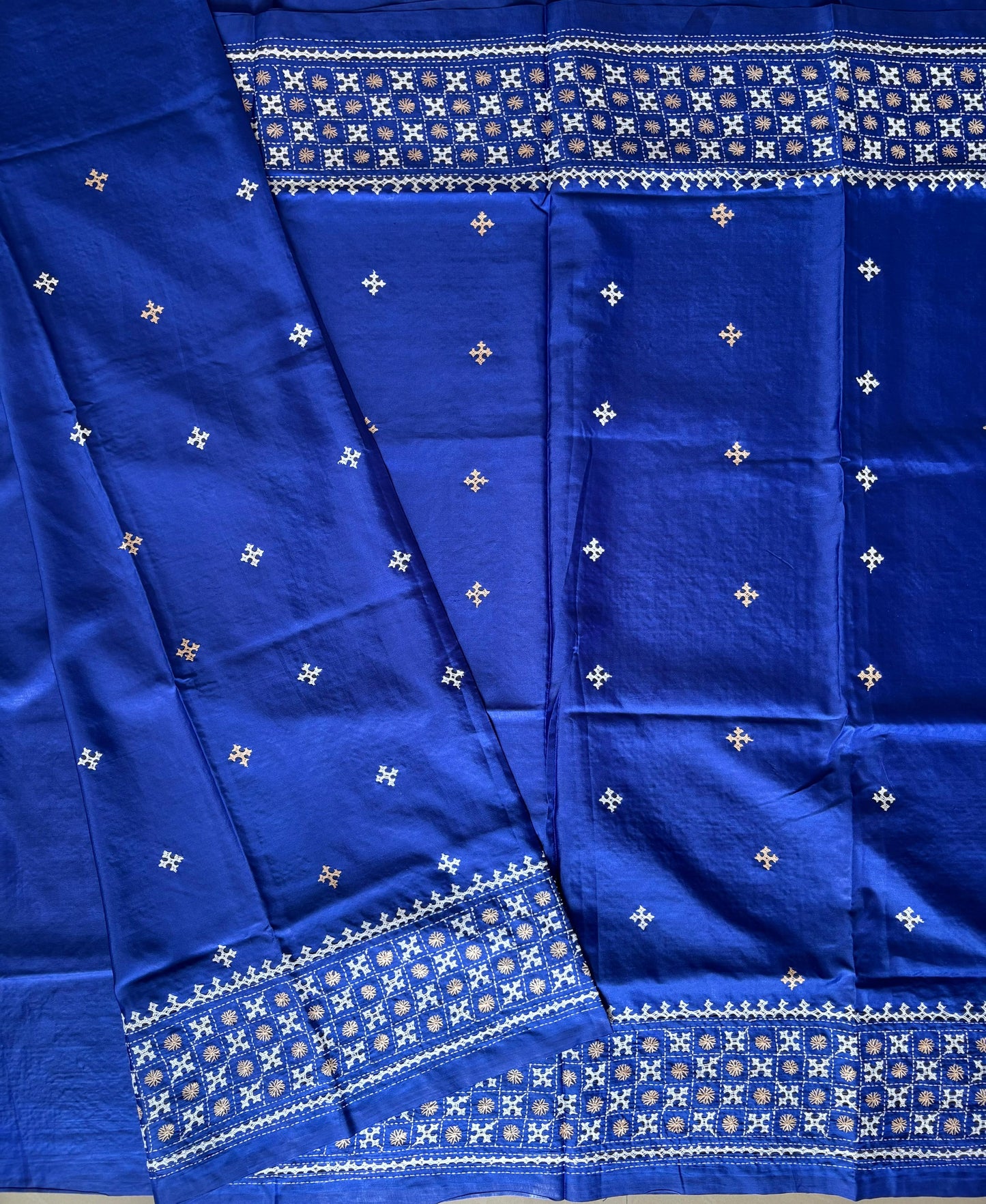 Gujrati Stitch/Kutch Hand Embroidered Art Silk Saree - Navy Blue