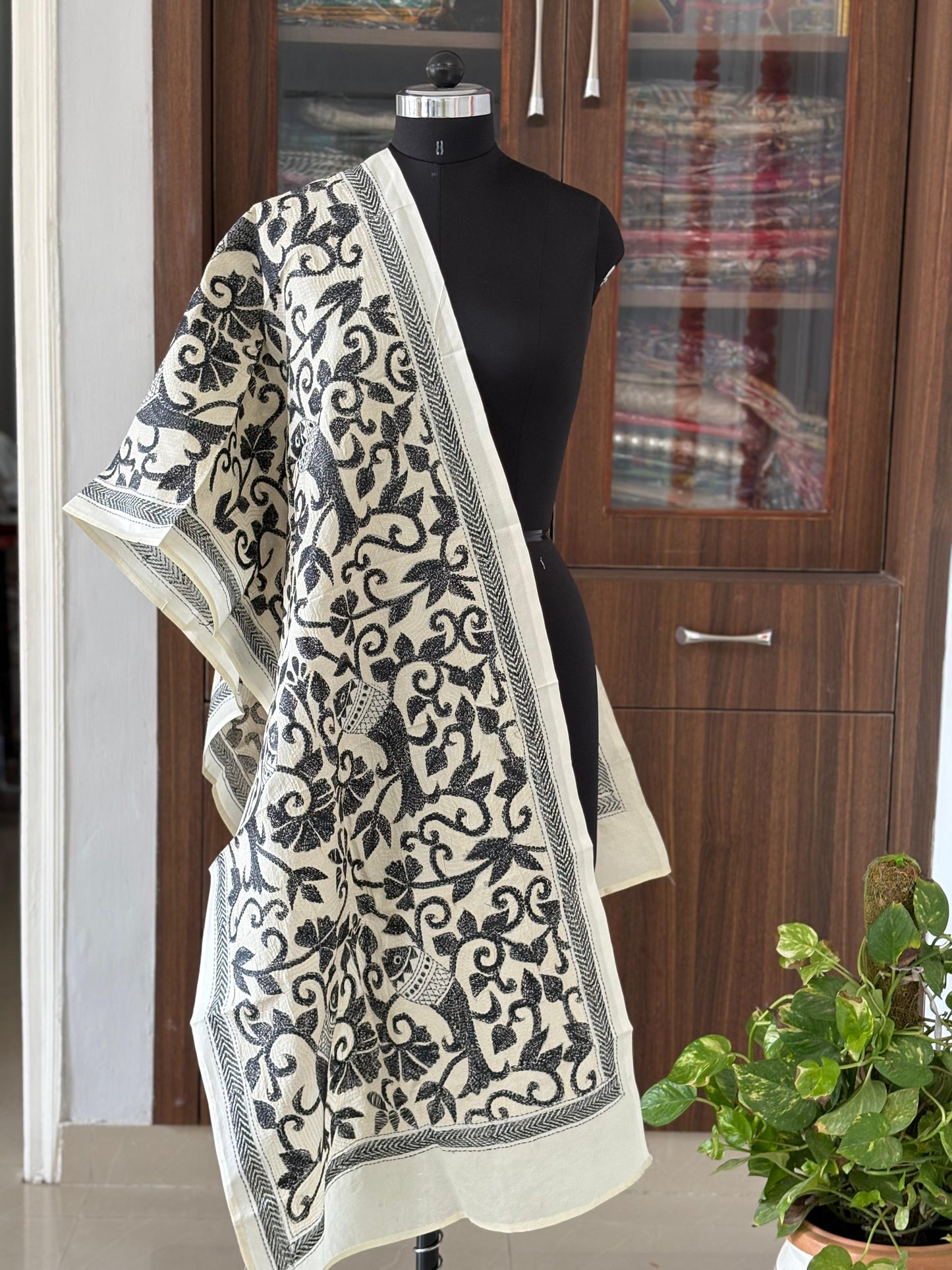 Nakshi Kantha Semi Tusshar silk Stole