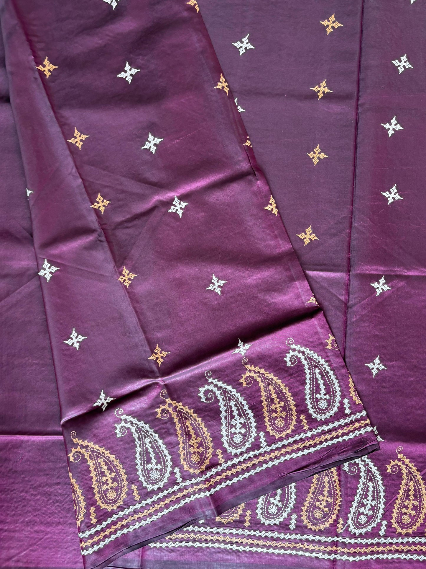 Gujrati Stitch/Kutch Hand Embroidered Art Silk Saree