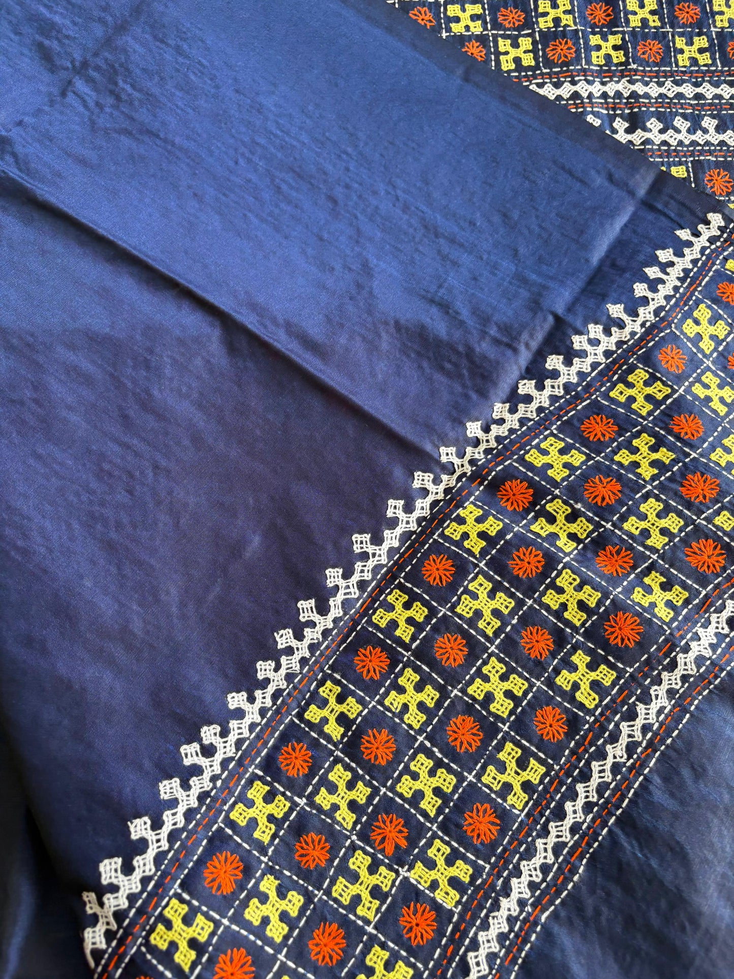Gujrati Stitch/Kutch Hand Embroidered Art Silk Saree