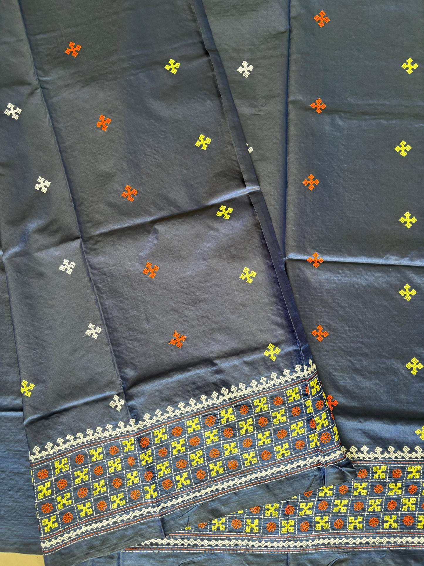 Gujrati Stitch/Kutch Hand Embroidered Art Silk Saree