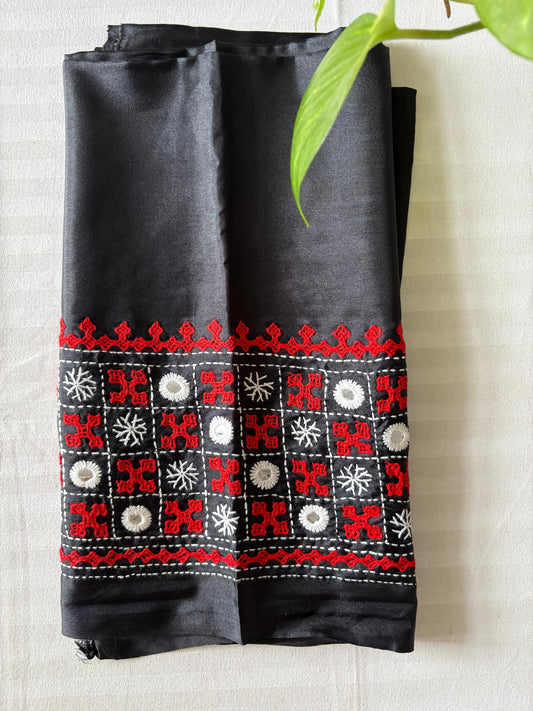 Gujrati work blouse pieces in art silk 1 mtr