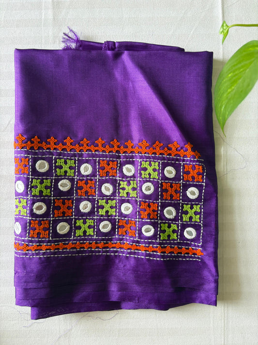 Gujrati work blouse pieces in art silk 1 mtr