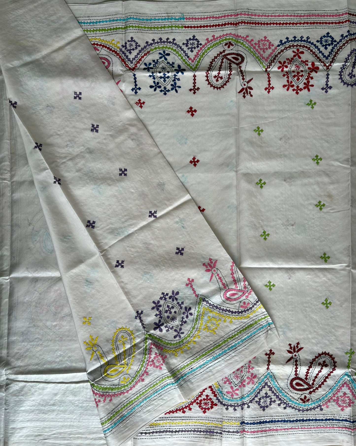 Gujrati Stitch/Kutch Hand Embroidered Art Silk Saree