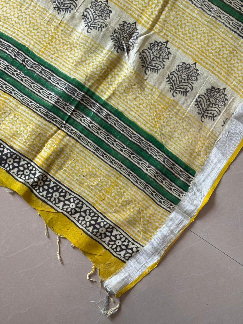 Block printed Cotton Linen Saree With unstitched Blouse