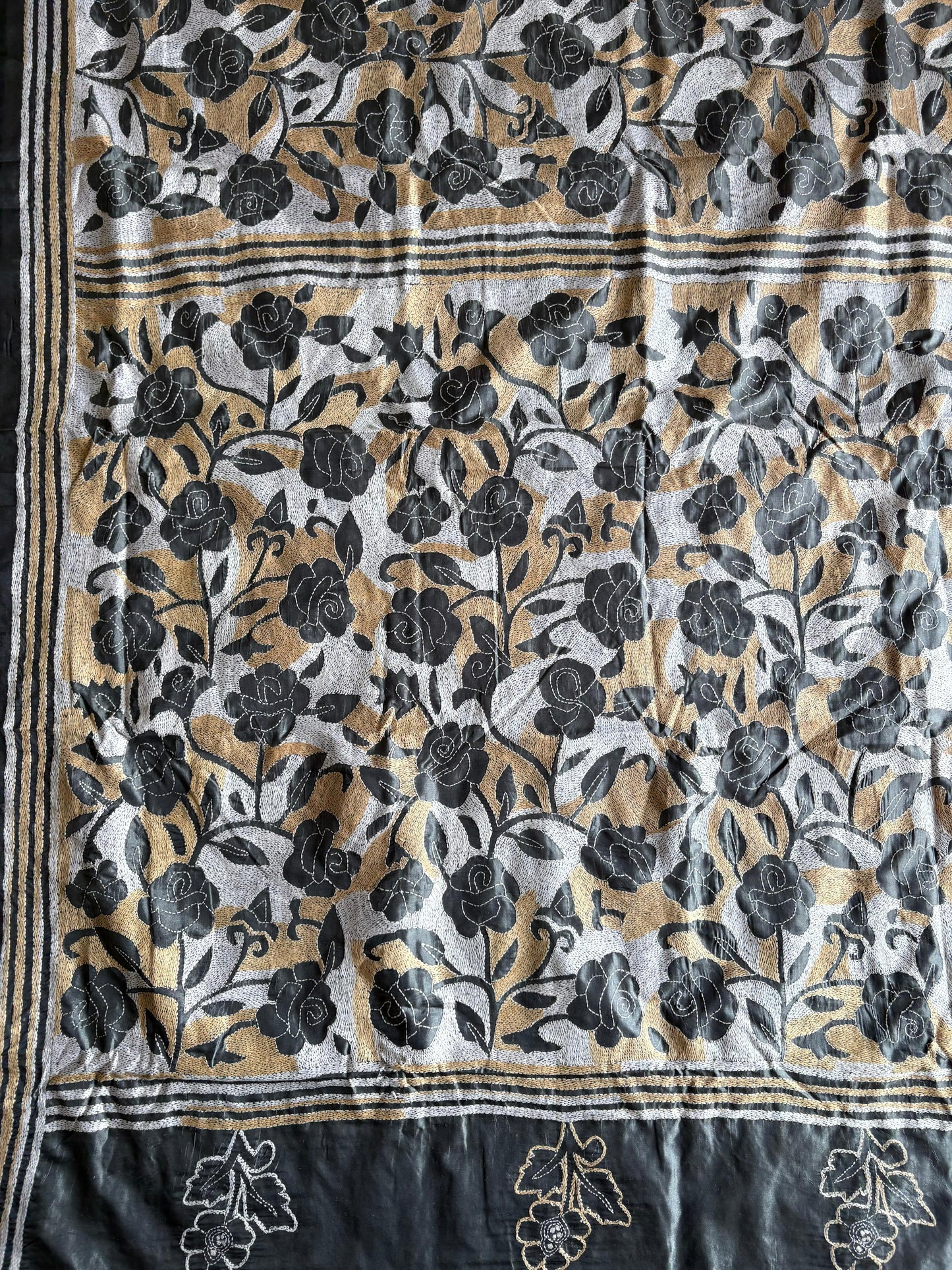 Reverse Kantha Stitch Hand Embroidered Art Silk Saree With Blouse